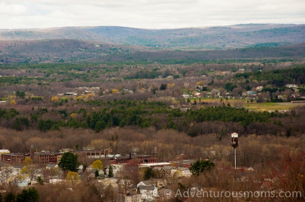 hiking Mt. Tom state reservation in Holyoke, MA